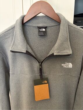 The North Face Grey Quarter-Zip Fleece Pullover
